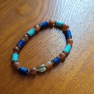 Multicolor Beaded Bracelet with Shell Accent